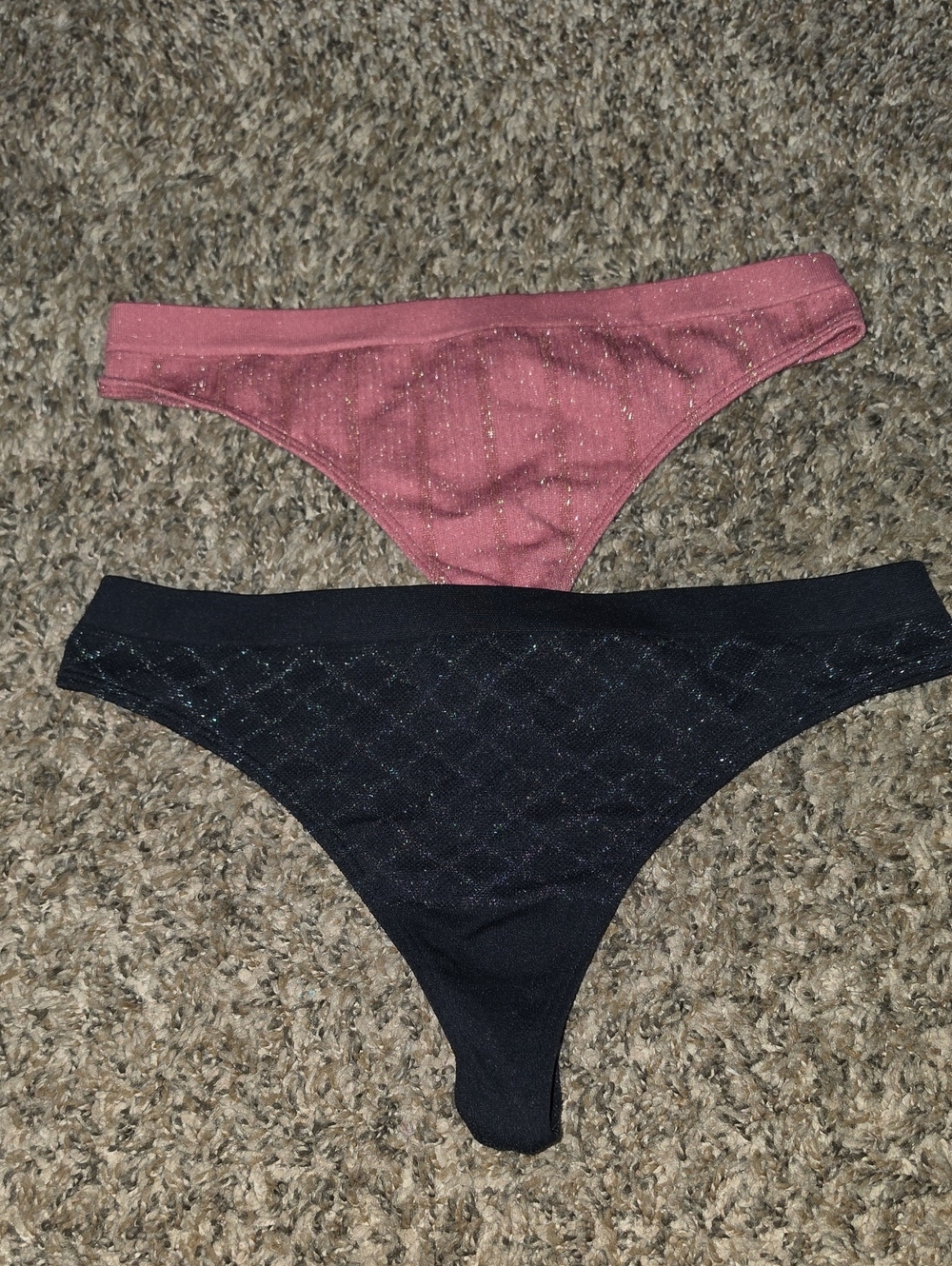 Victoria's Secret Thong Underwear! Womens Sz Small!